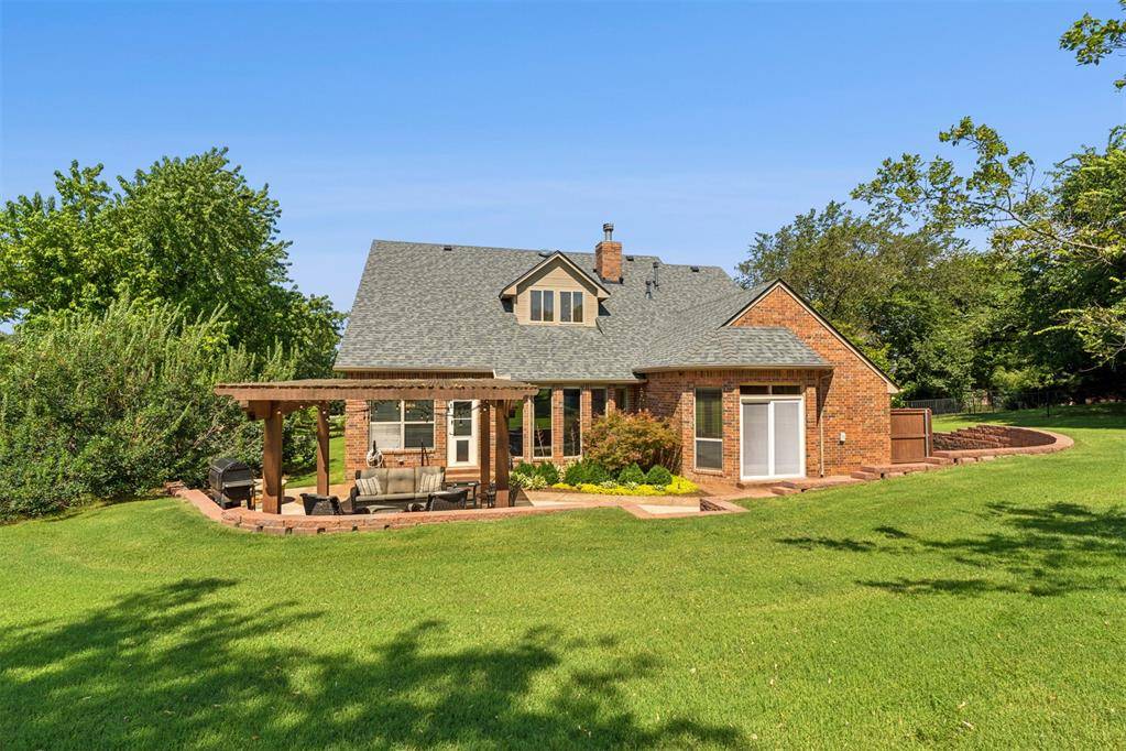 Edmond, OK 73034,6796 Stone Valley DR