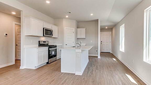 Oklahoma City, OK 73131,616 NE 107th ST