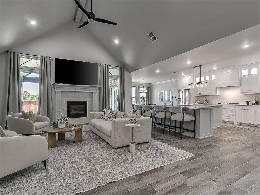 Yukon, OK 73099,9213 NW 148th ST