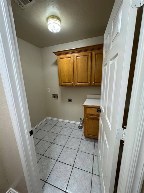 Yukon, OK 73099,11713 NW 6th ST