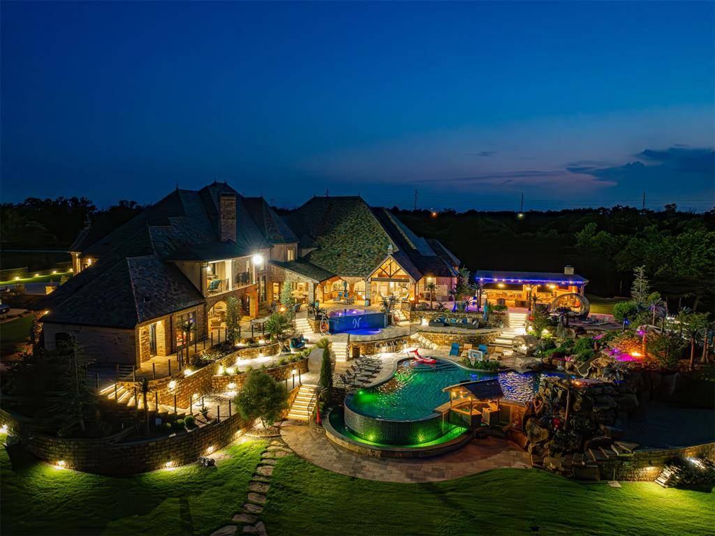 Oklahoma City, OK 73150,Address not disclosed