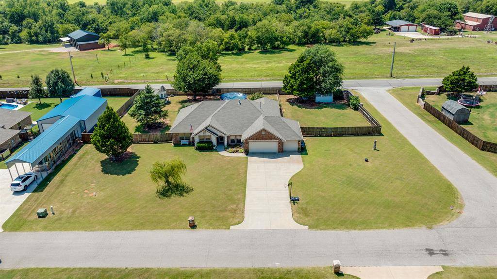 Tuttle, OK 73089,2401 County Road 1196