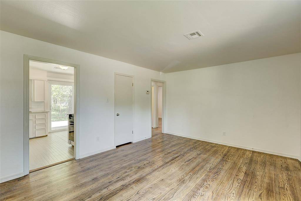 Edmond, OK 73034,113 E 12th ST