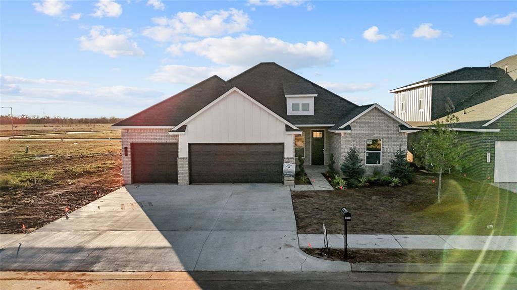 Oklahoma City, OK 73170,16109 Navarra WAY