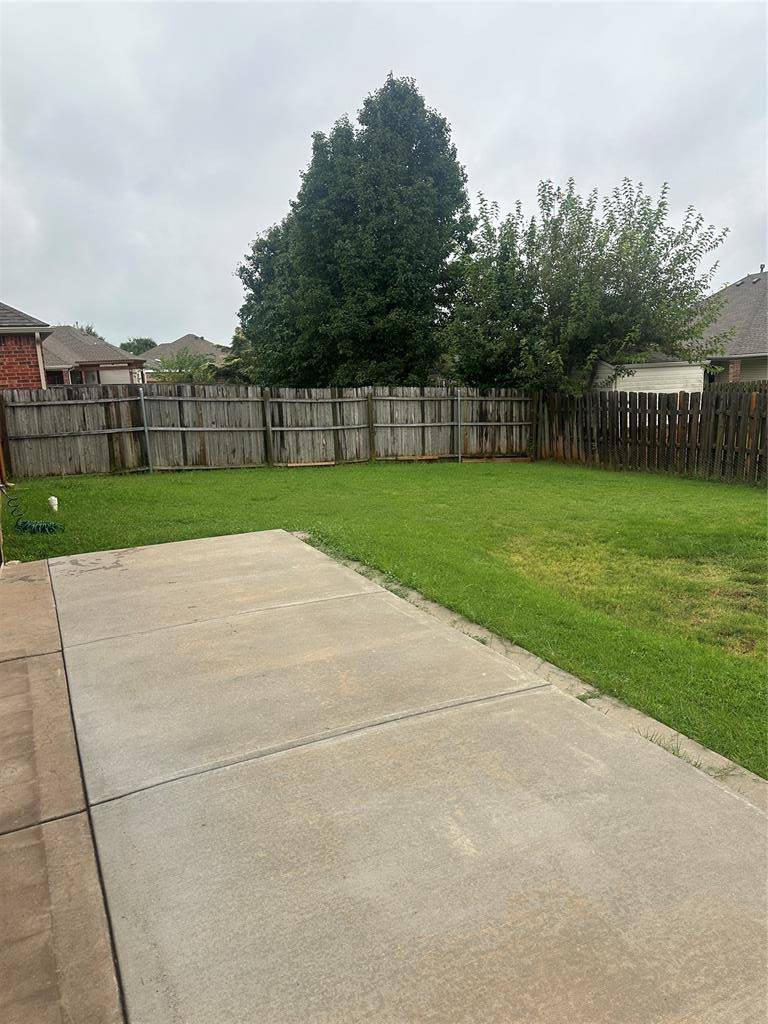 Oklahoma City, OK 73135,7013 Eagles LNDG