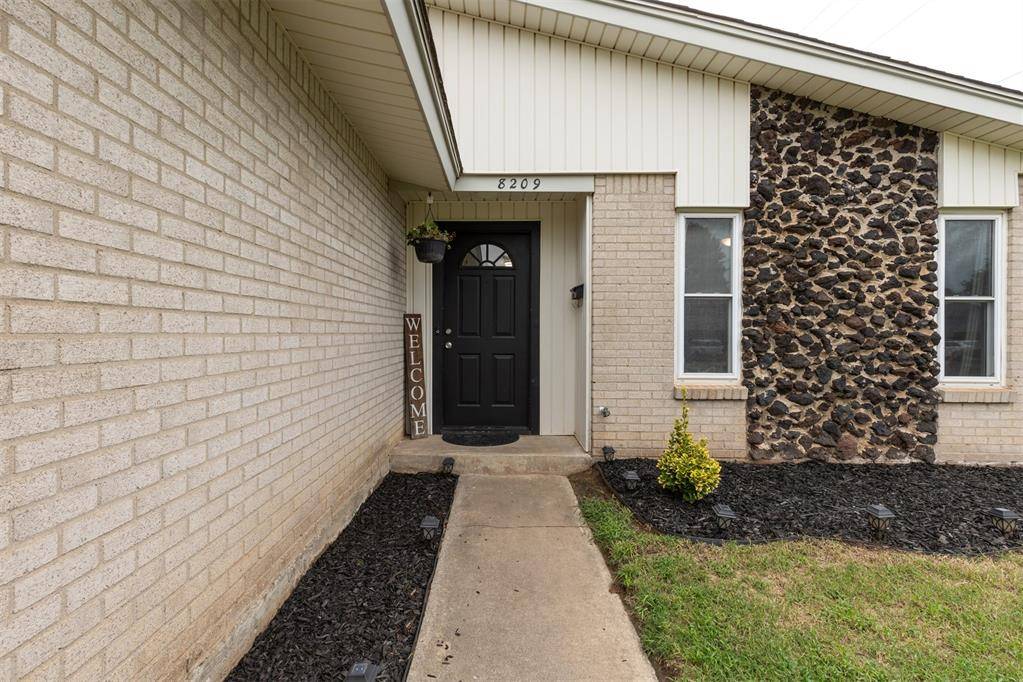 Bethany, OK 73008,8209 NW 28th ST