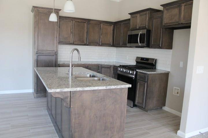 Edmond, OK 73013,4209 NW 152nd ST