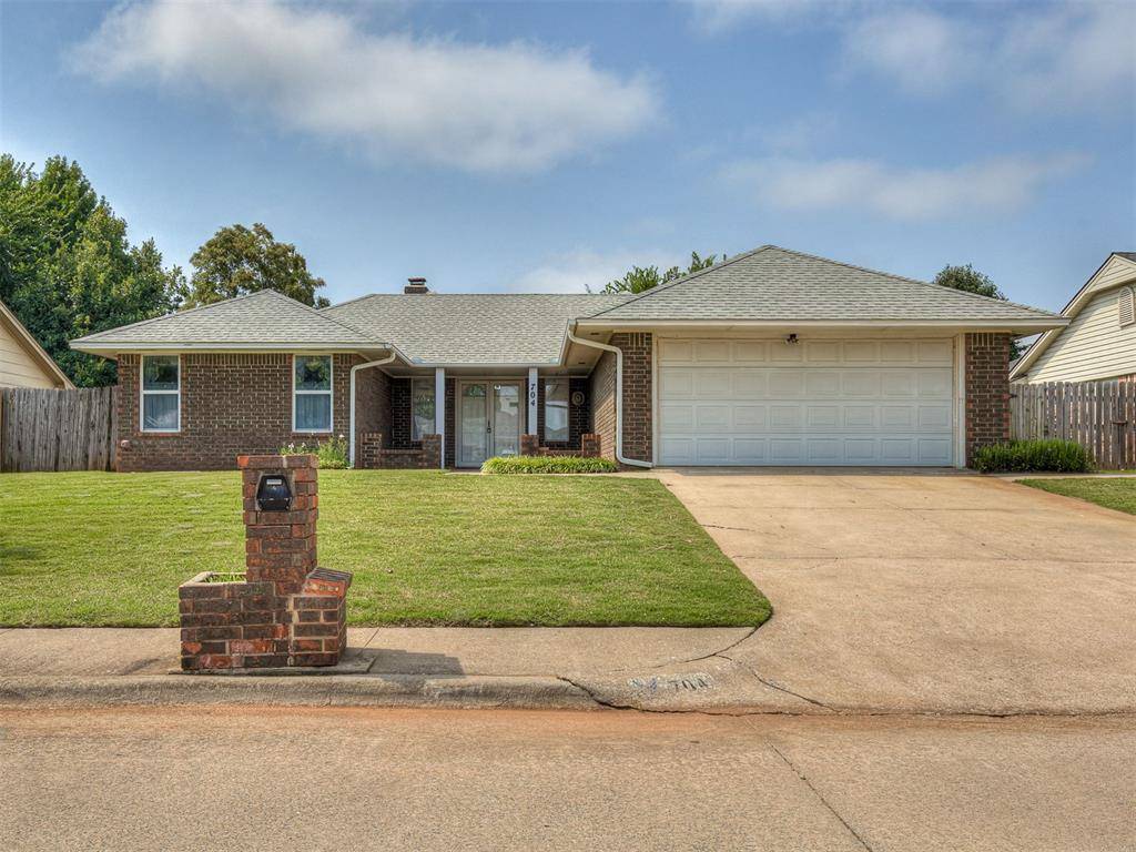 Yukon, OK 73099,704 Park DR