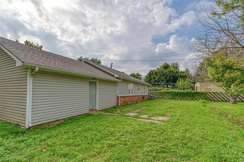 Chickasha, OK 73018,1604 S 9th ST