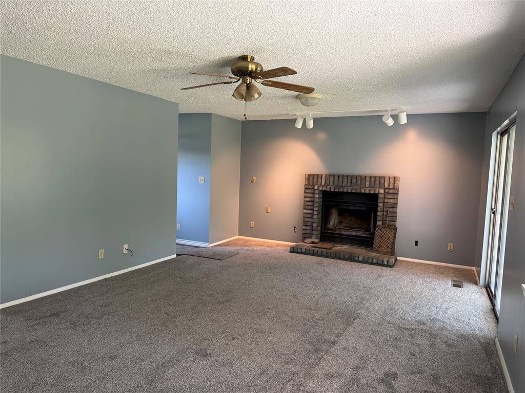 Wetumka, OK 74883,421 N Canard