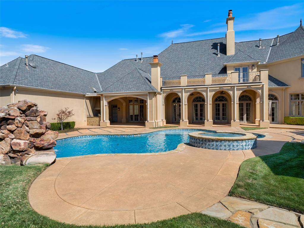 Edmond, OK 73013,15849 Fairview Farm BLVD