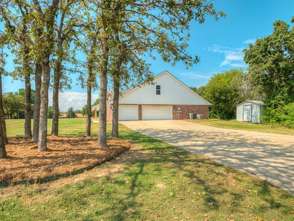 Choctaw, OK 73020,16603 Railhead DR