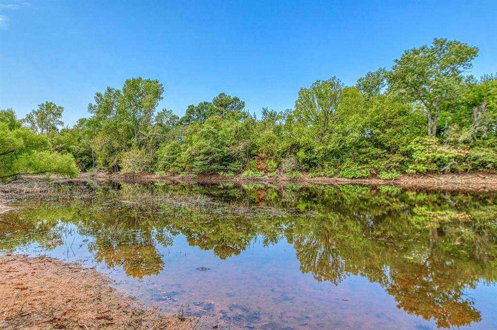 Blanchard, OK 73010,2432 County Street 2980 ST