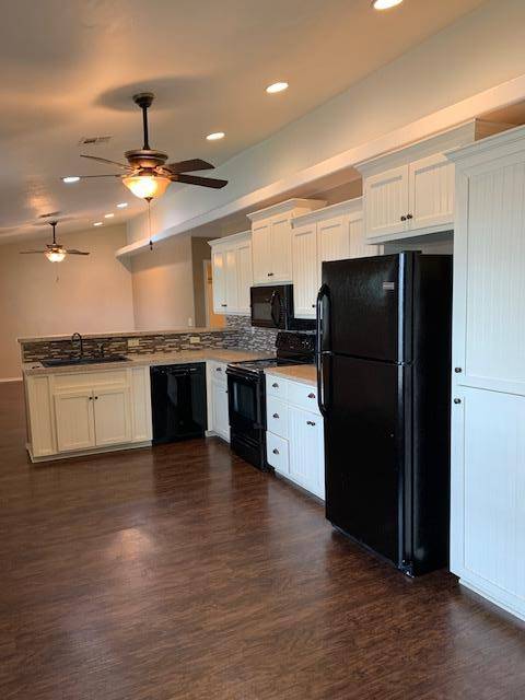 Chandler, OK 74834,414 S Price AVE