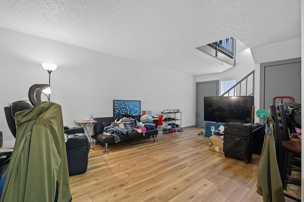 Tulsa, OK 74136,6612 S Zunis AVE #102