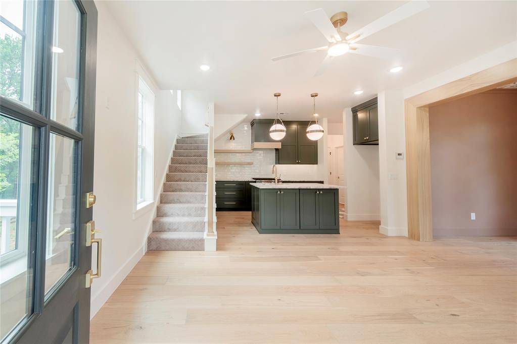 Norman, OK 73072,29344 Cottage Woods RD