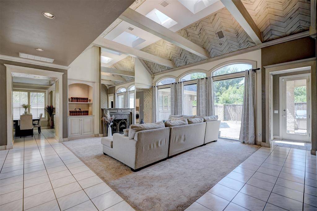 Oklahoma City, OK 73120,13313 Oakcliff RD