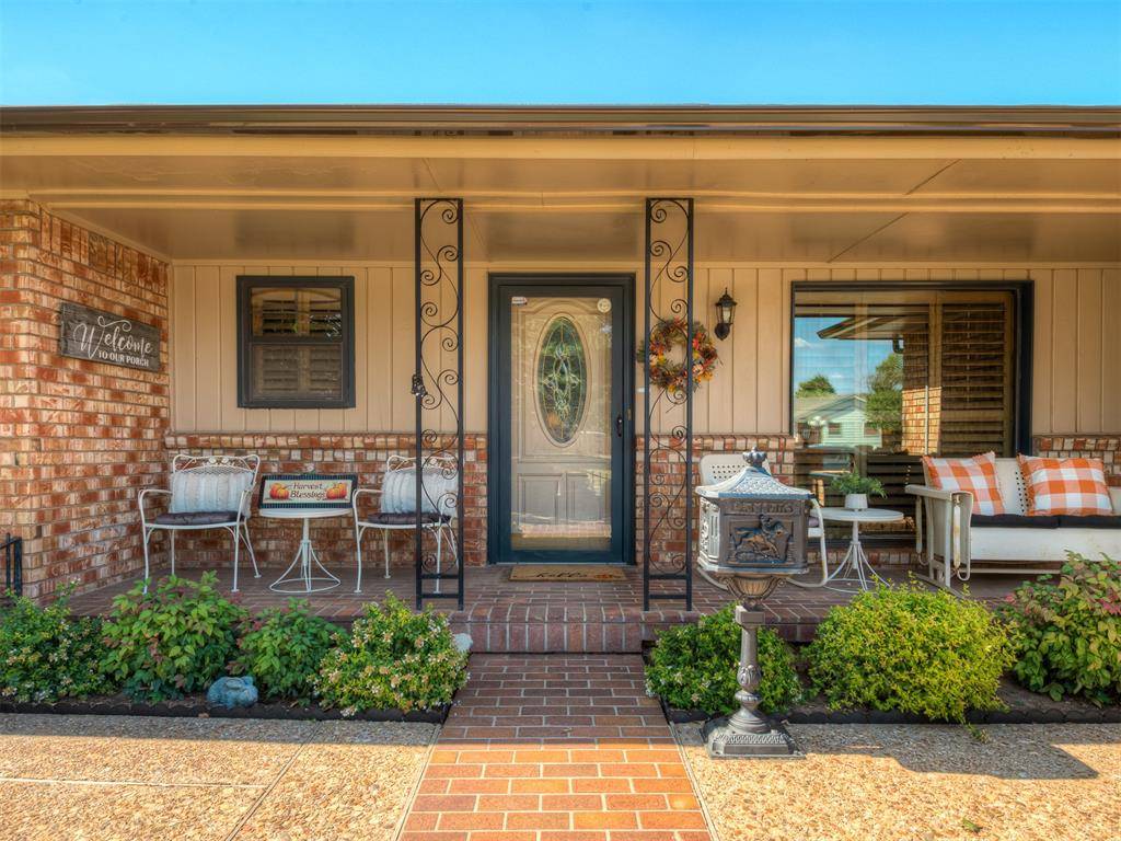 Moore, OK 73160,115 Briarwood ST