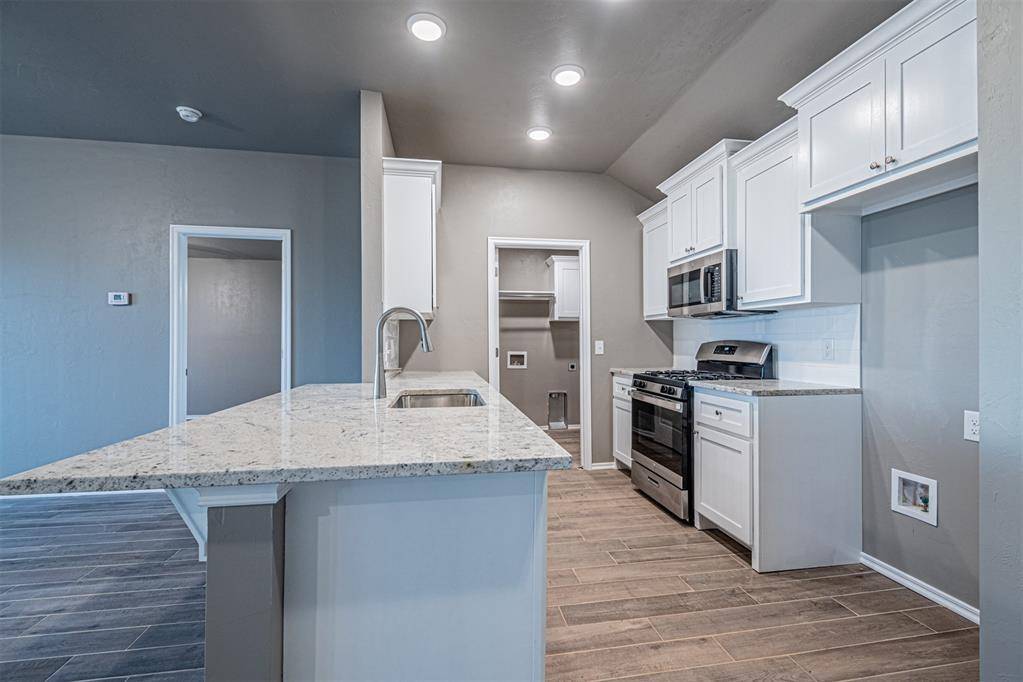 Guthrie, OK 73044,1626 Highland LOOP