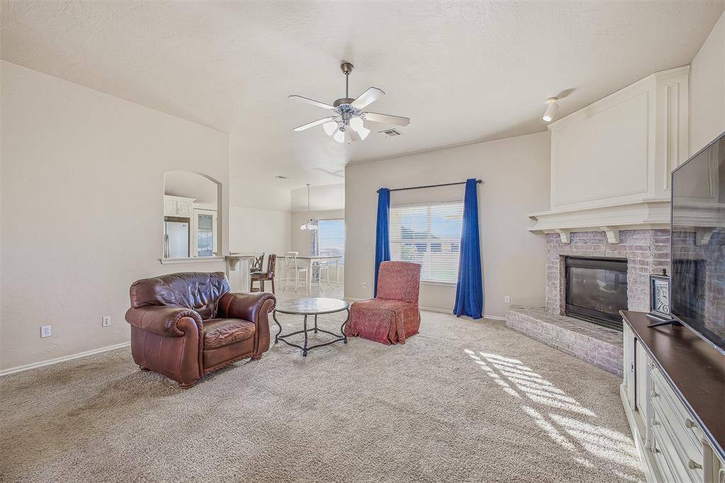 Moore, OK 73160,609 Madeline LN