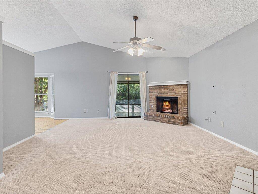 Edmond, OK 73003,2117 N Foxfire RD