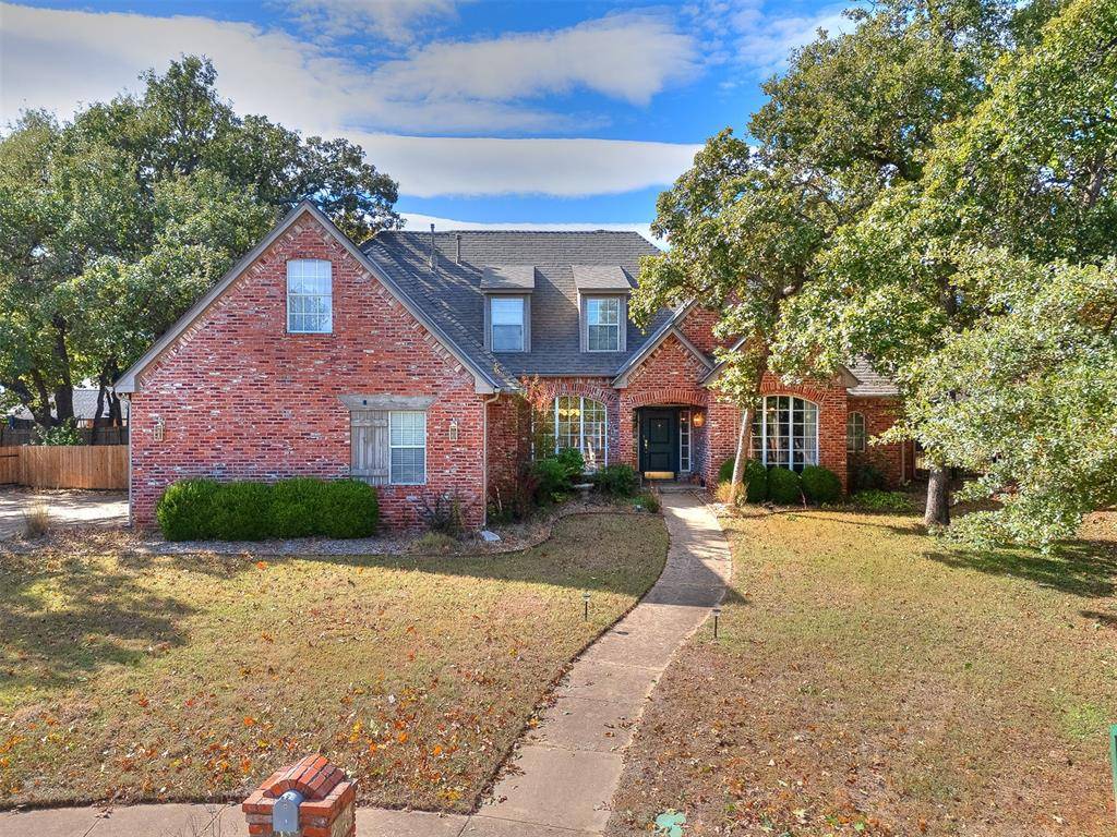 Edmond, OK 73034,2300 Foxwood CIR