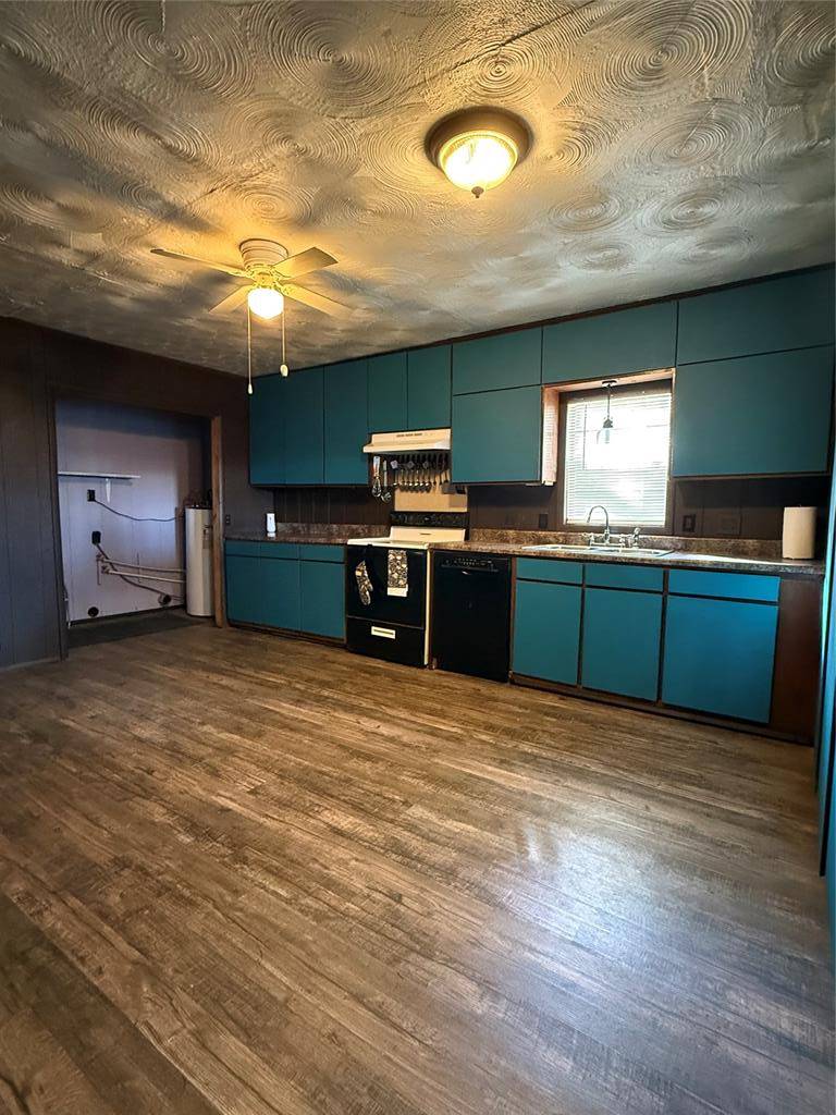 Broken Bow, OK 74728,311 W 5th ST