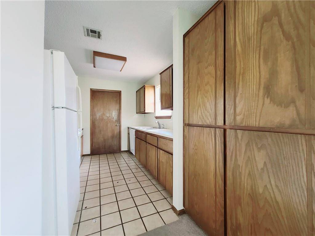 Edmond, OK 73003,235 Barrett PL