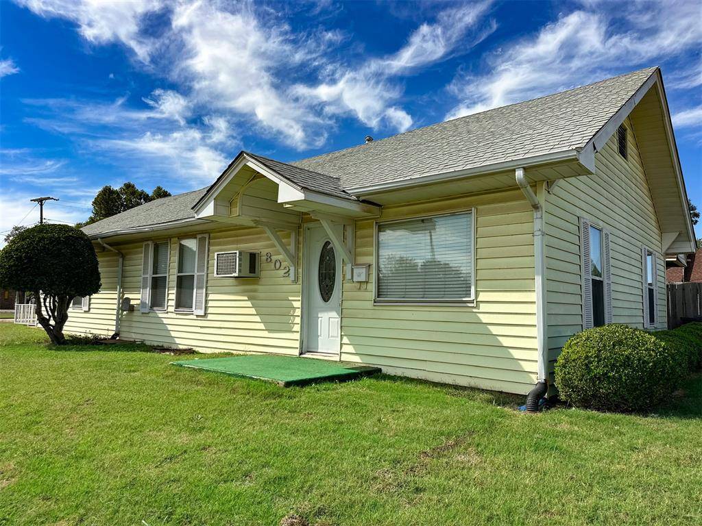 Anadarko, OK 73005,802 S Mission ST