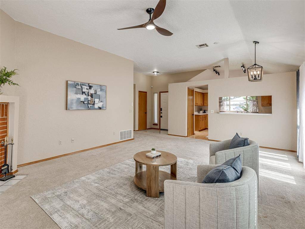 Oklahoma City, OK 73162,11407 Wallace AVE