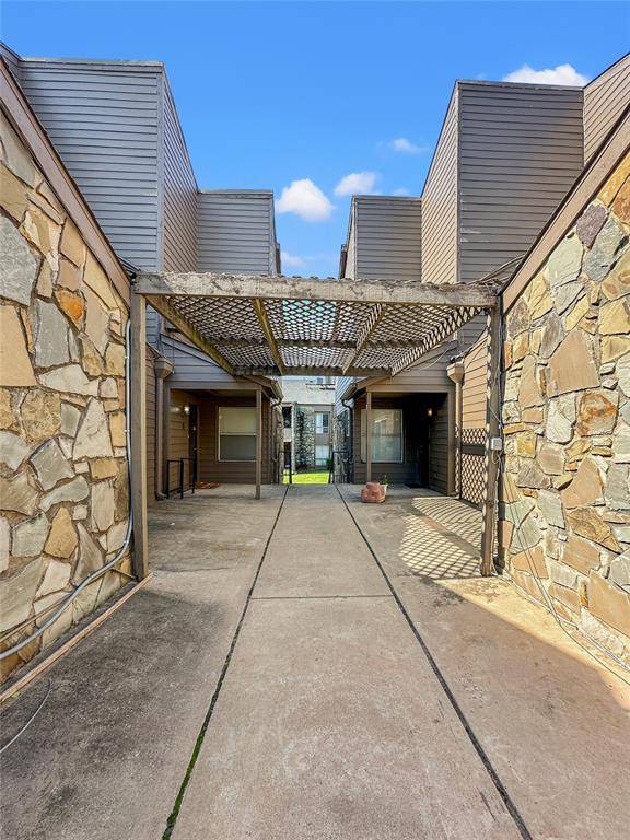 Oklahoma City, OK 73112,5900 N Pennsylvania AVE #112