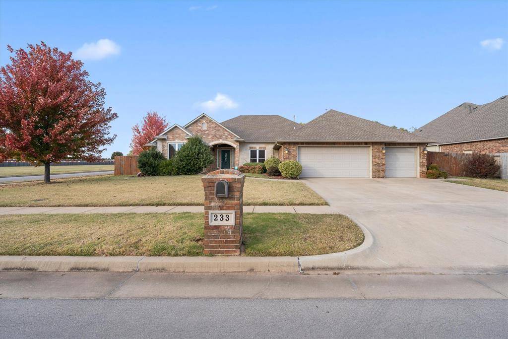 Oklahoma City, OK 73170,233 SW 136th ST