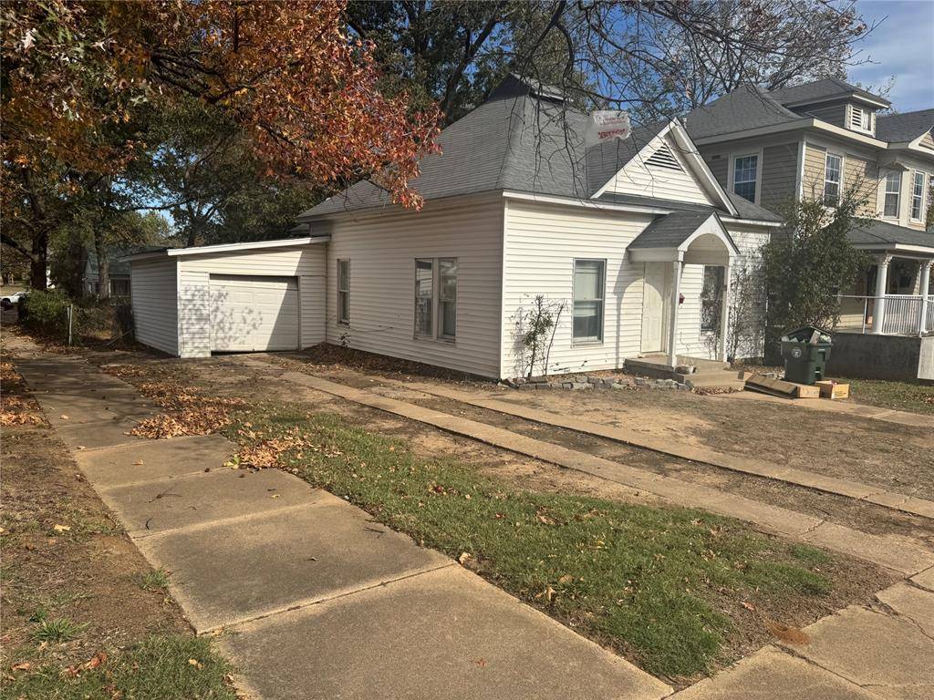 Muskogee, OK 74401,1324 W Broadway ST