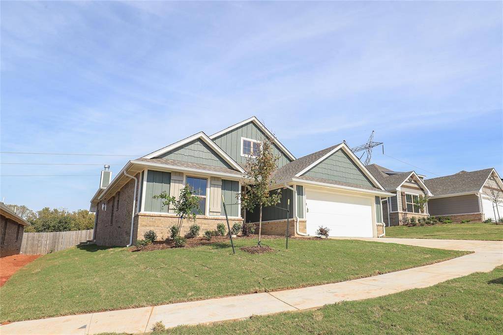 Edmond, OK 73034,8201 Mountain Oak DR