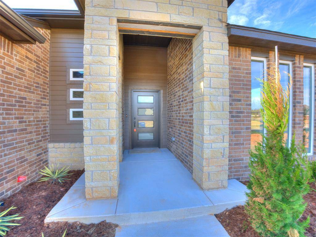 Yukon, OK 73099,9432 NW 75th ST