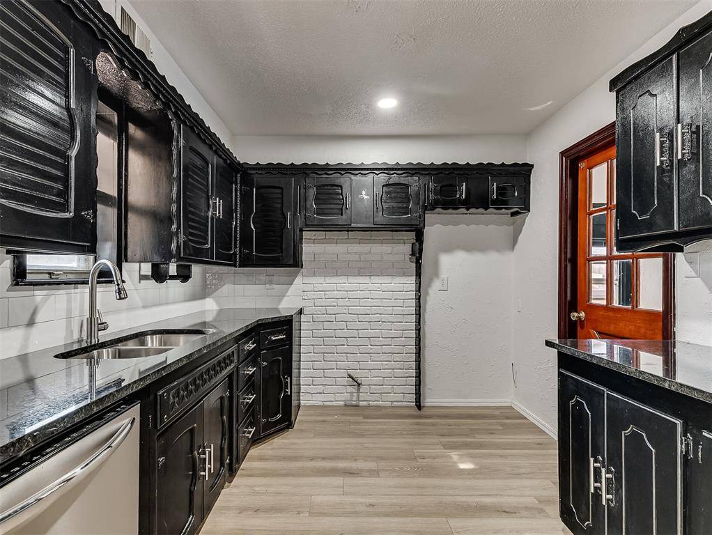 Norman, OK 73071,1316 Huron ST