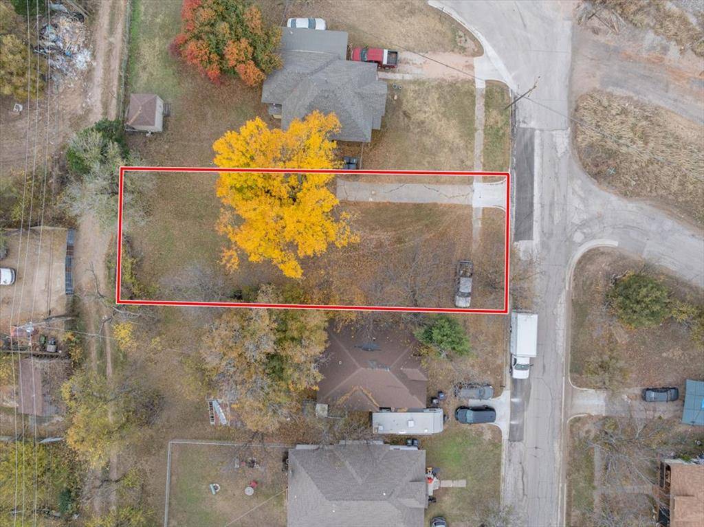 Oklahoma City, OK 73114,916 NW 95th ST