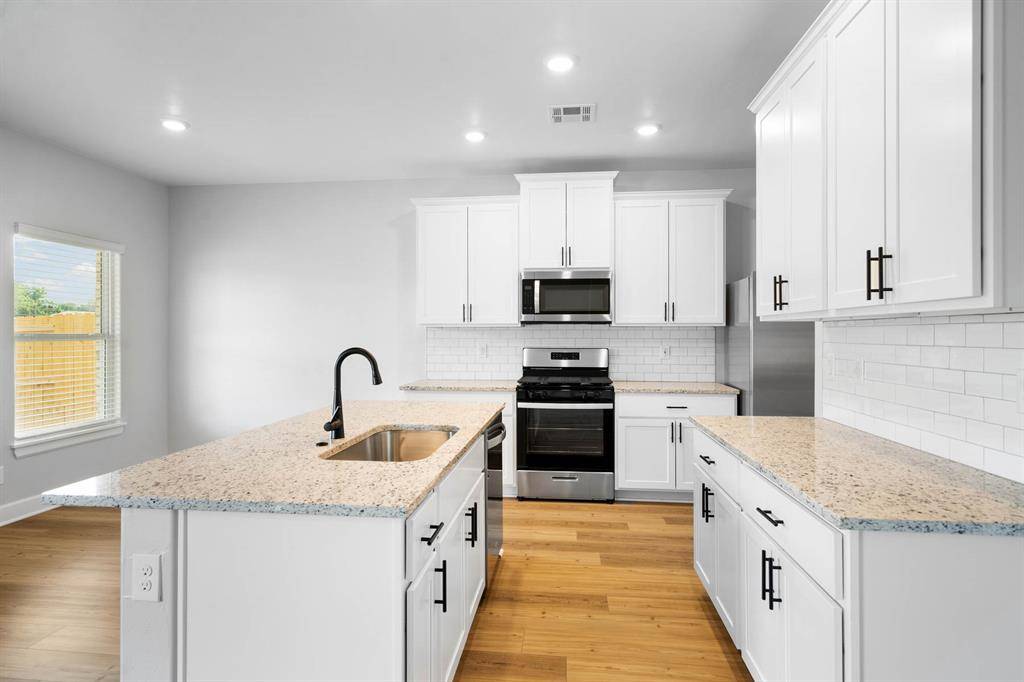 Yukon, OK 73099,3100 Adelyn TER