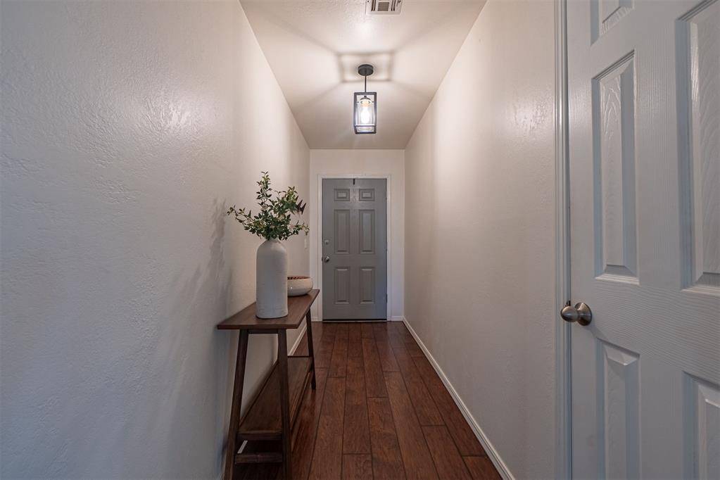 Moore, OK 73160,3513 Shannon DR