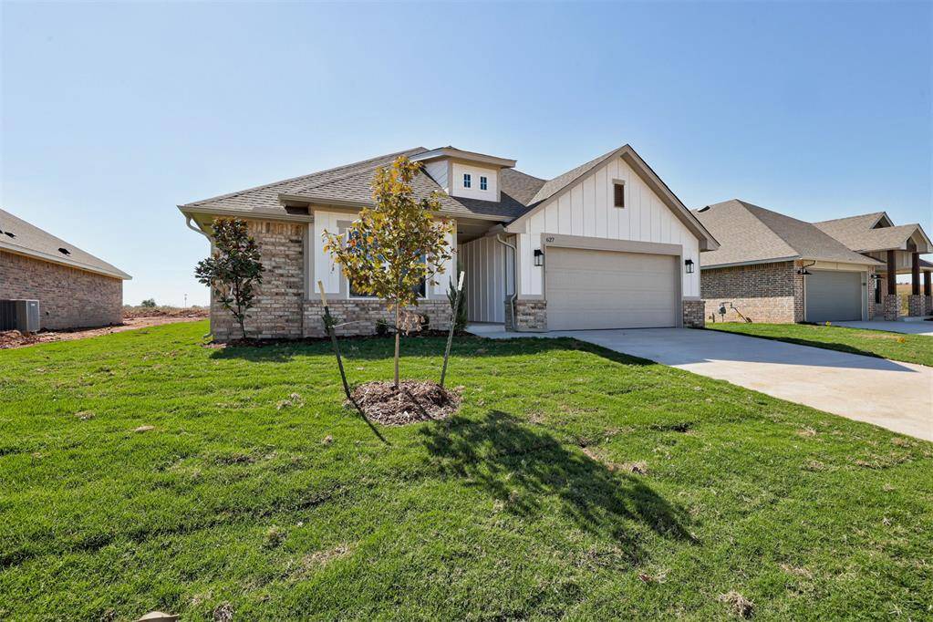 Shawnee, OK 74804,627 Honey Springs LN