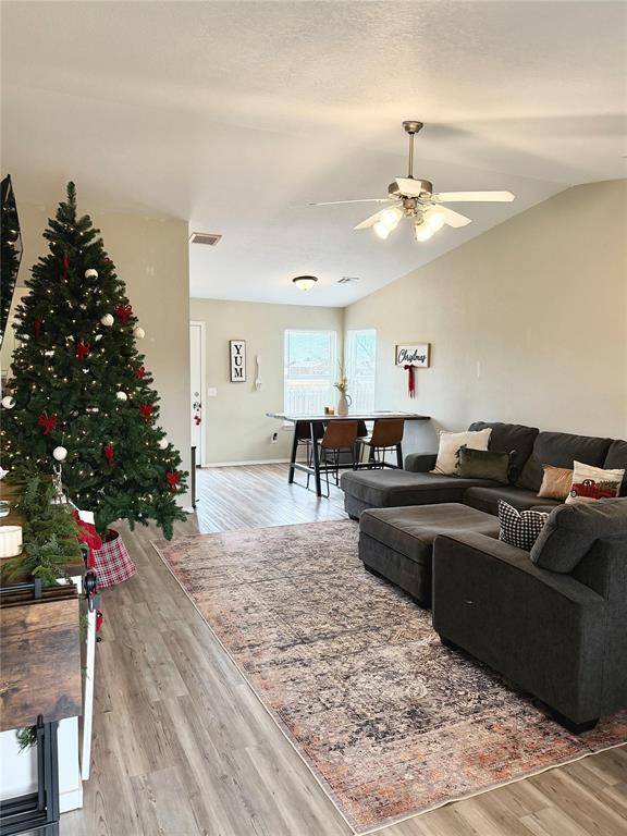 Oklahoma City, OK 73165,9416 Checkerbloom DR