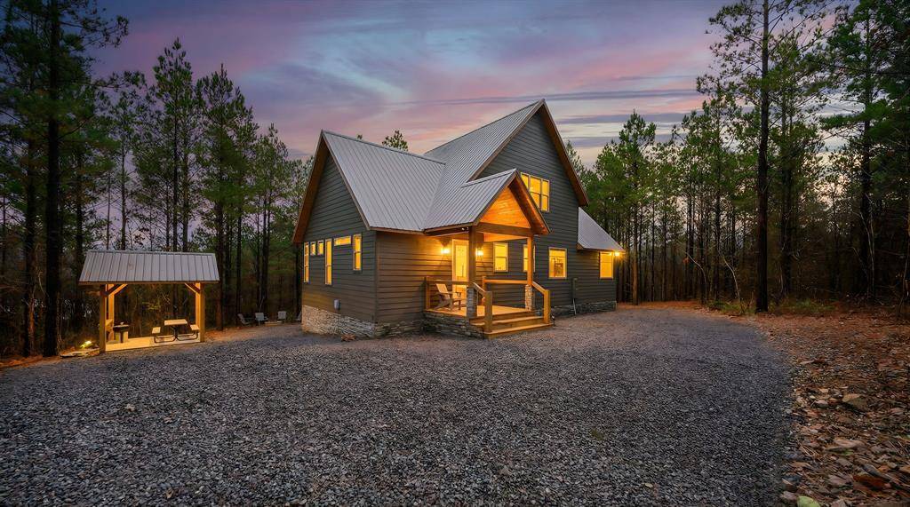 Broken Bow, OK 74728,55 Sugar Plum LN