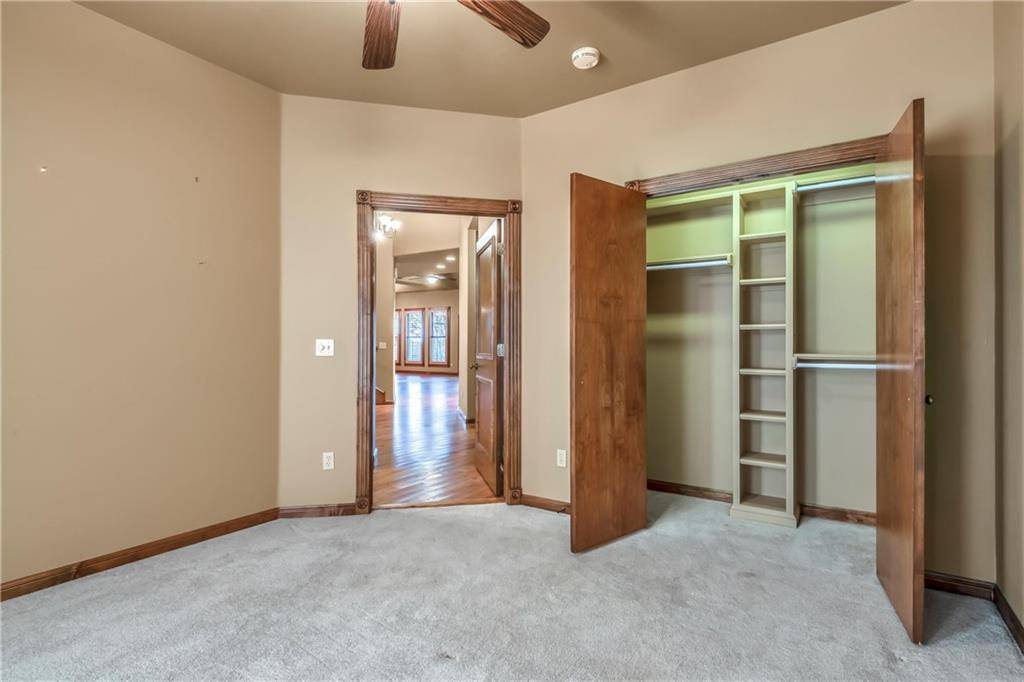 Yukon, OK 73099,1301 Limestone PL