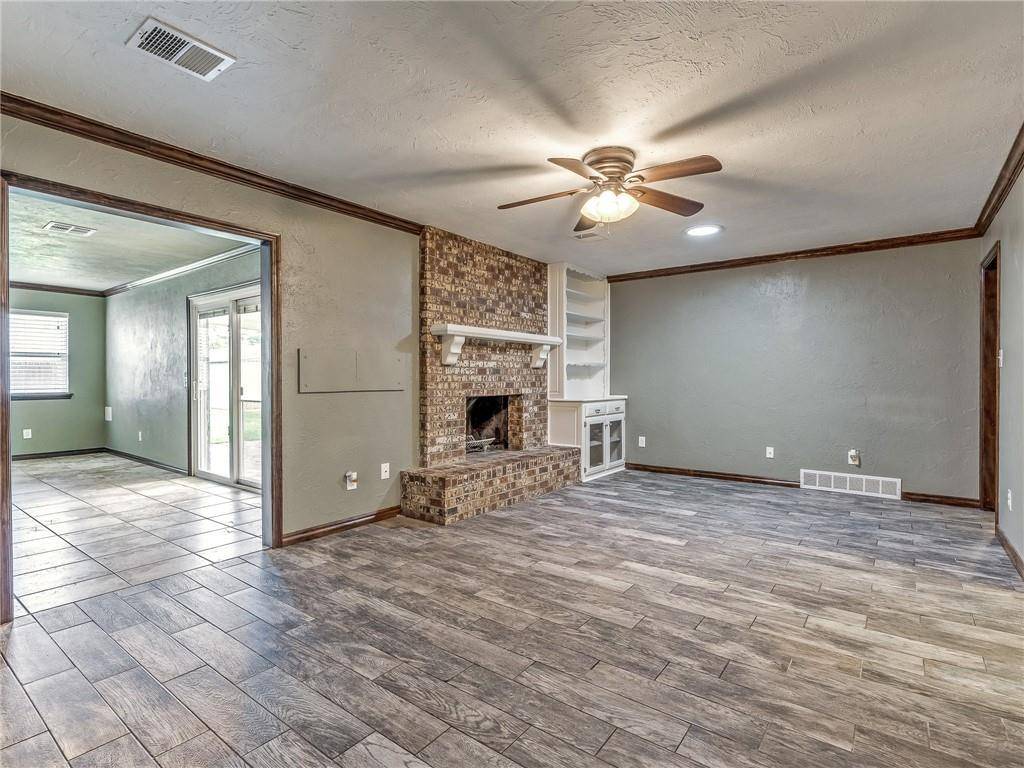 Midwest City, OK 73110,3020 N Glenhaven DR