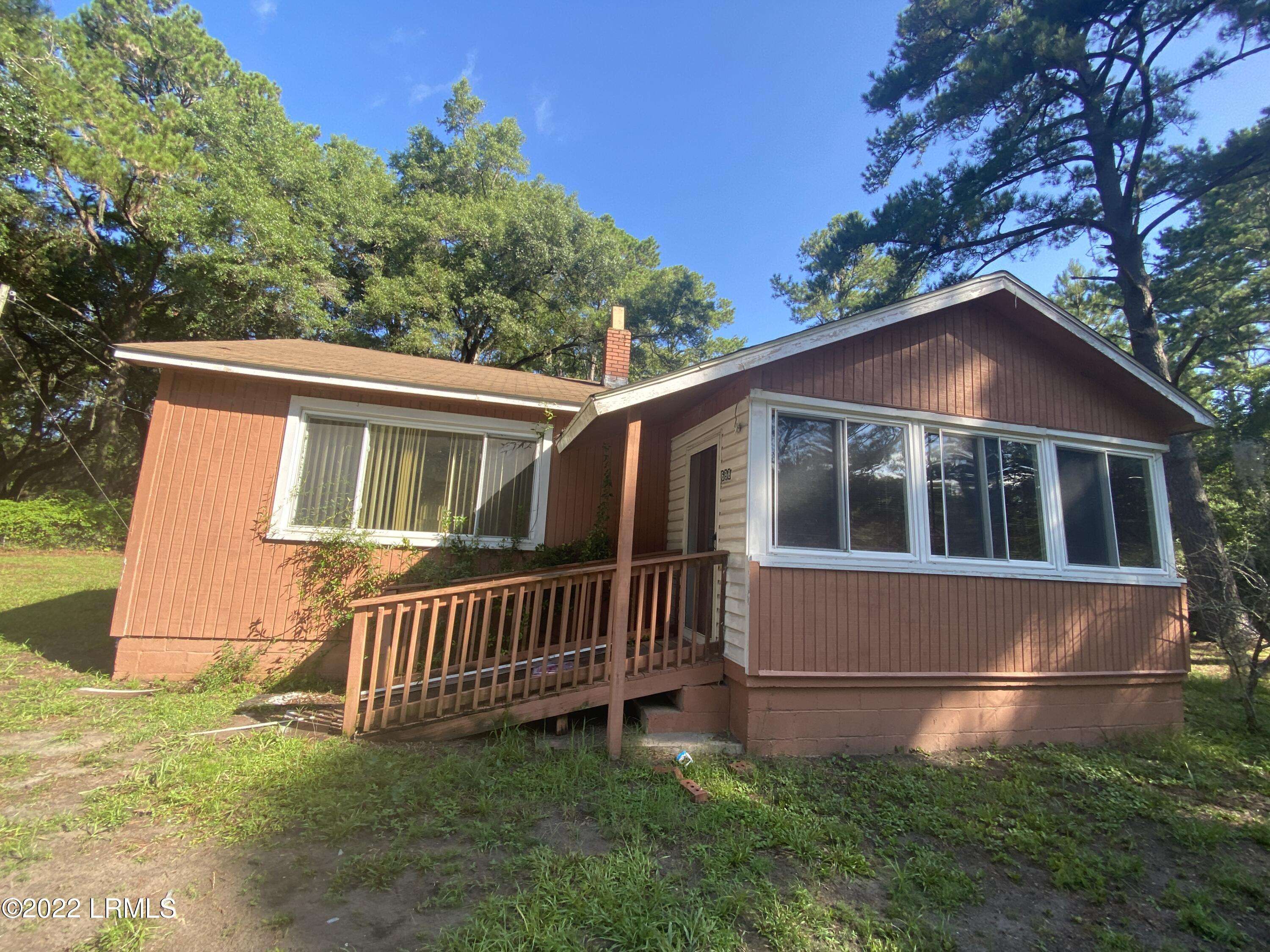 St. Helena Island, SC 29920,698 Seaside RD Road