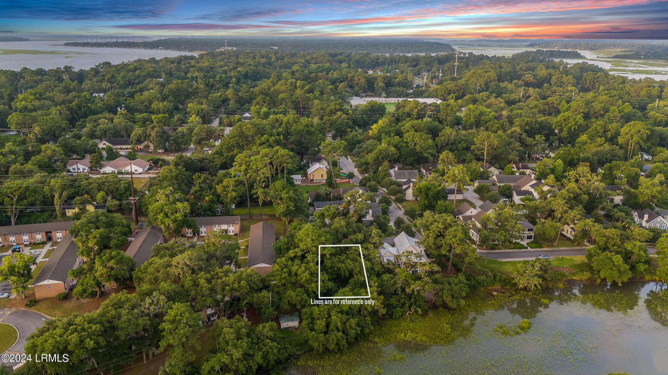 Beaufort, SC 29902,2 Creeks End LN Lane