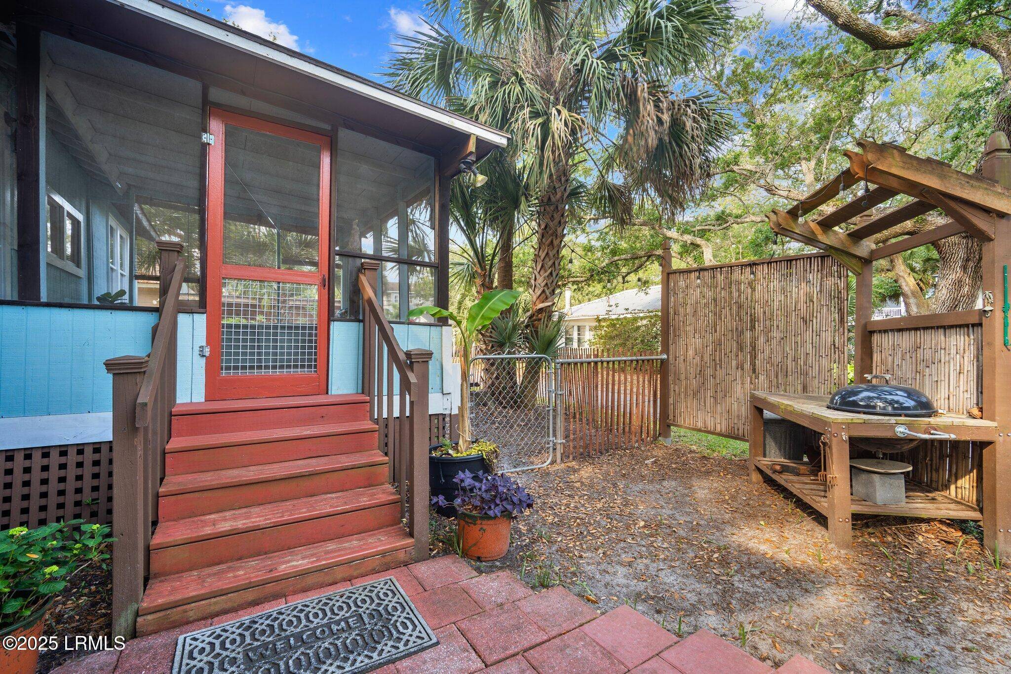 Bluffton, SC 29910,20 Trout ST Street