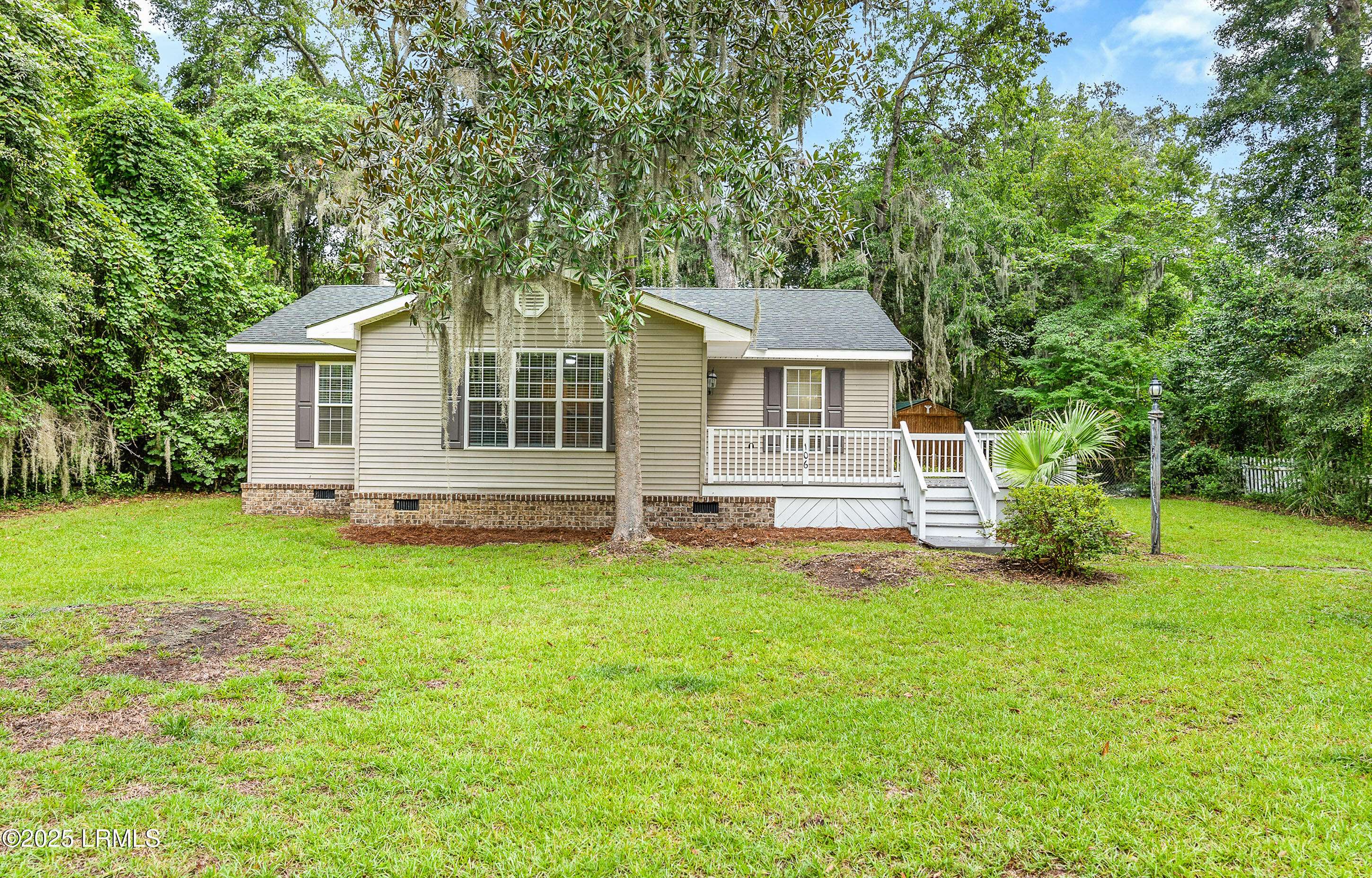 Beaufort, SC 29902,106 Verdier RD Road