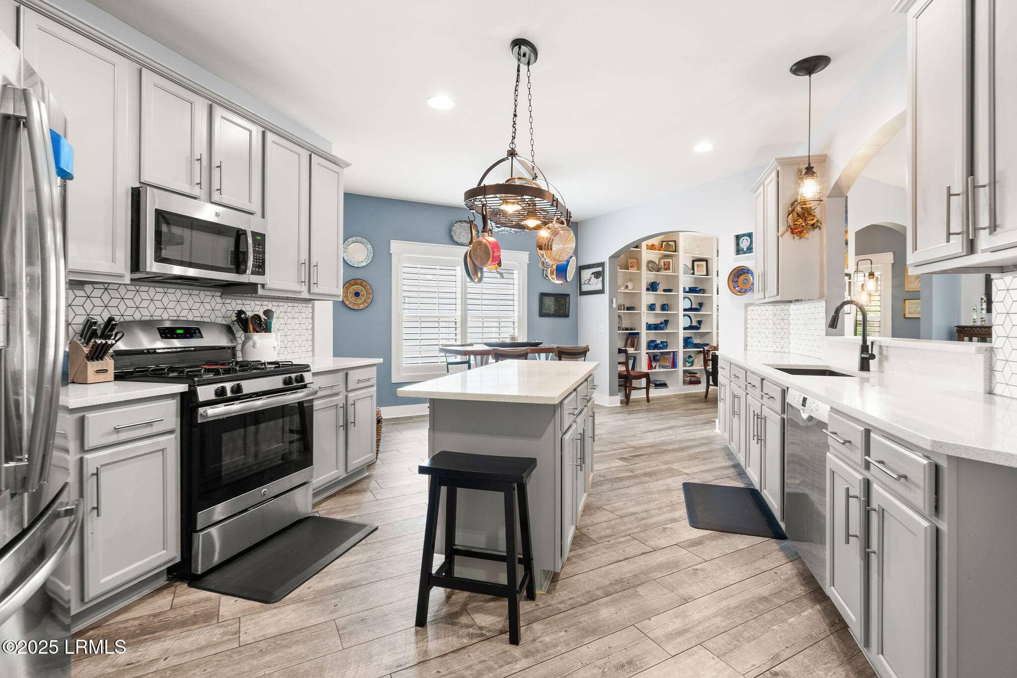 Bluffton, SC 29910,6 Swamp White Oak DR Drive