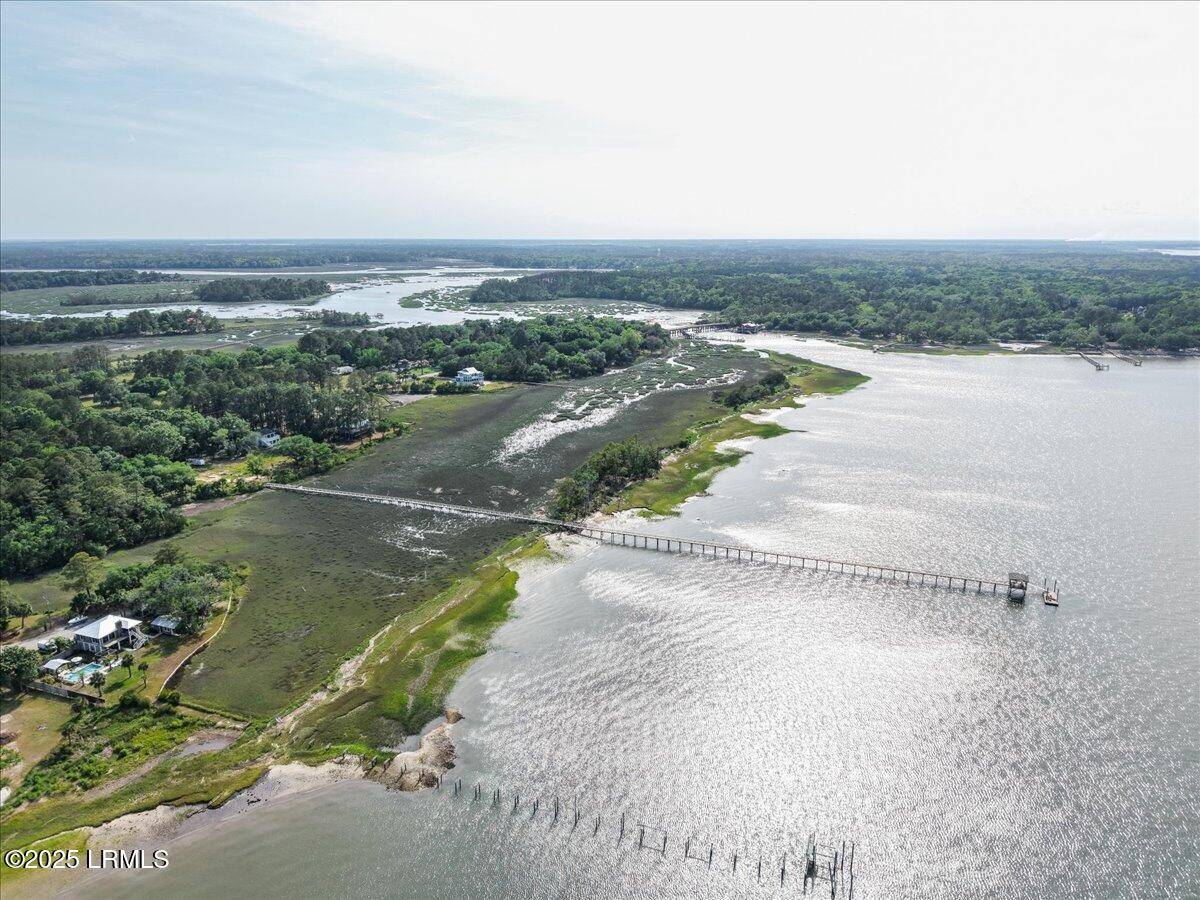 Beaufort, SC 29907,85 Coosaw River DR Drive